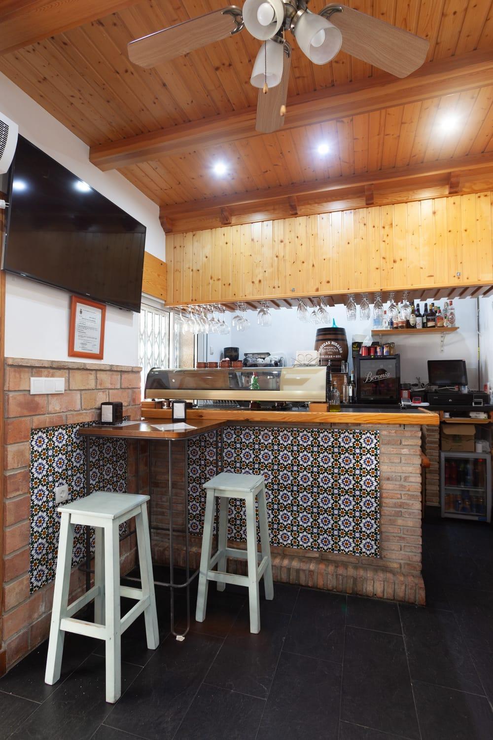 Hostal Restaurante La Giralda Рота Экстерьер фото