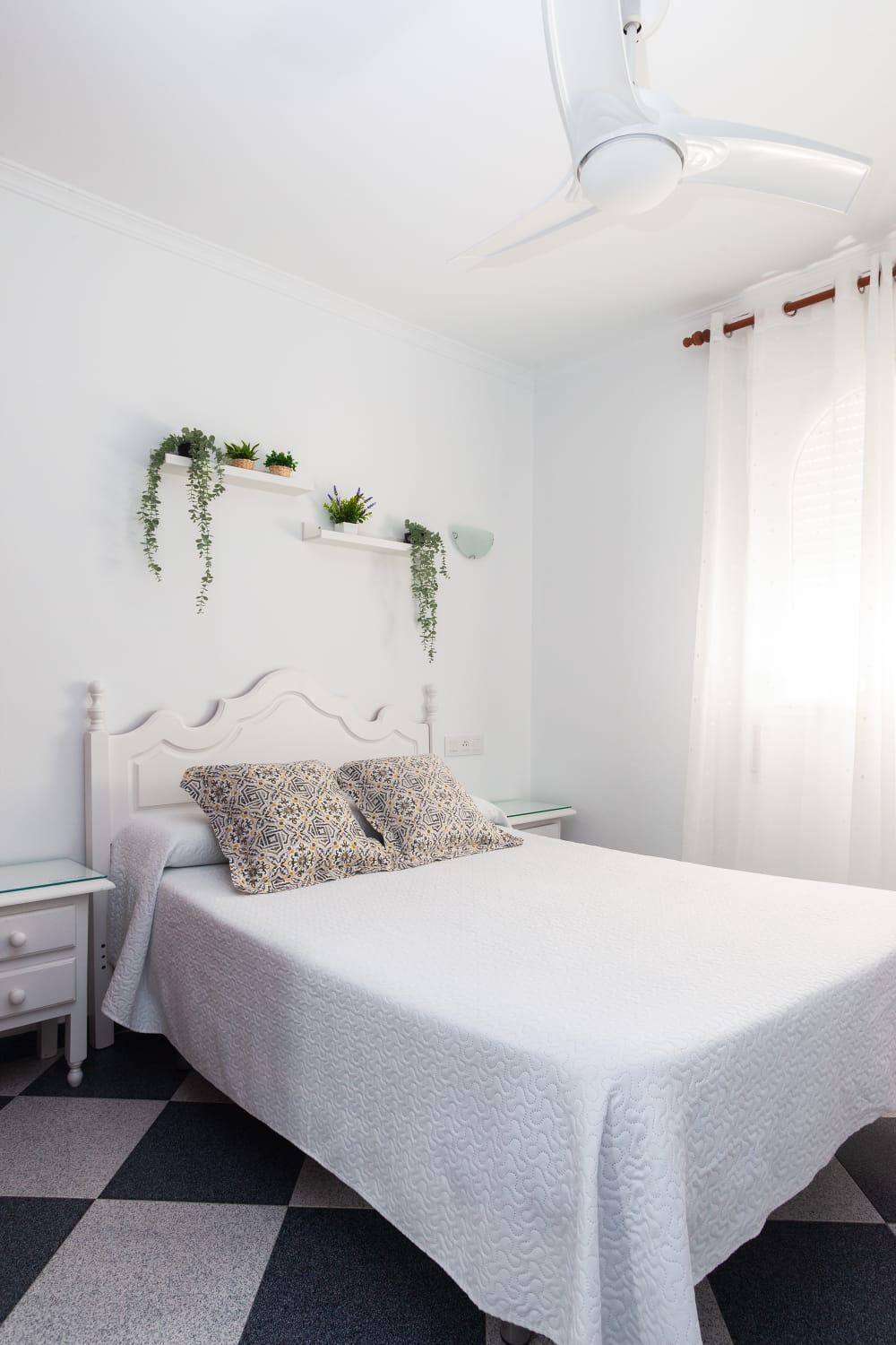 Hostal Restaurante La Giralda Рота Экстерьер фото