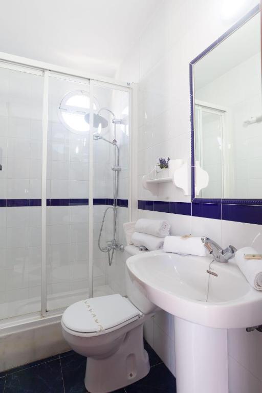 Hostal Restaurante La Giralda Рота Экстерьер фото